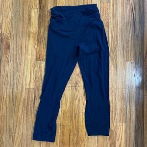 Lululemon cross waist size 4 Aligns